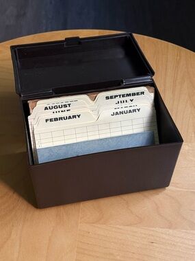 Vintage c1991-2 Day-Timer Brown Plastic Box Multi-Year Daily Calendar Planner